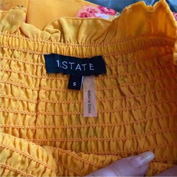 1. State NWT Floral Print Smocked Waist Miniskirt in Rose Vines Size Small - Picture 7 of 7